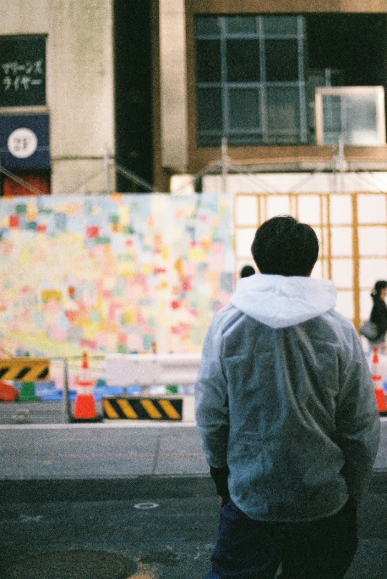 8OPENS - 八重洲さくら通り仮囲いアートプロジェクト 制作風景